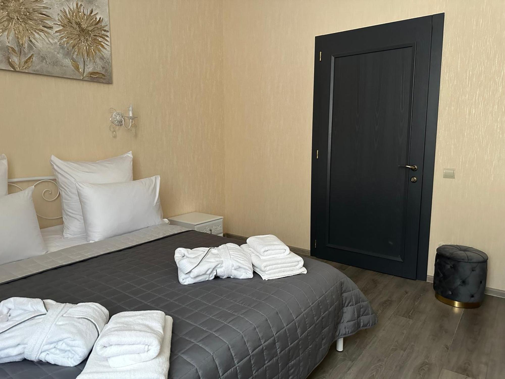 Centralnyi Hotel Poltava Dış mekan fotoğraf
