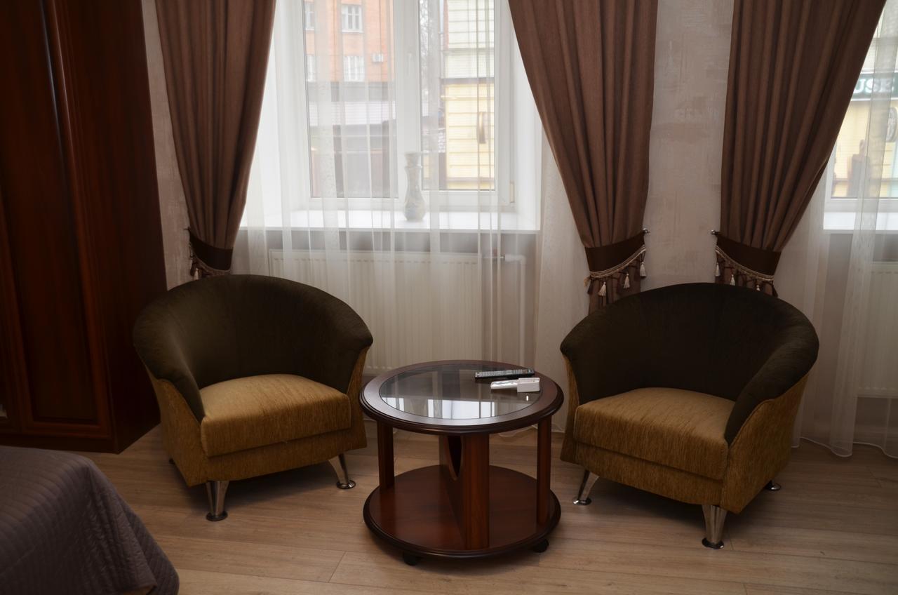 Centralnyi Hotel Poltava Dış mekan fotoğraf