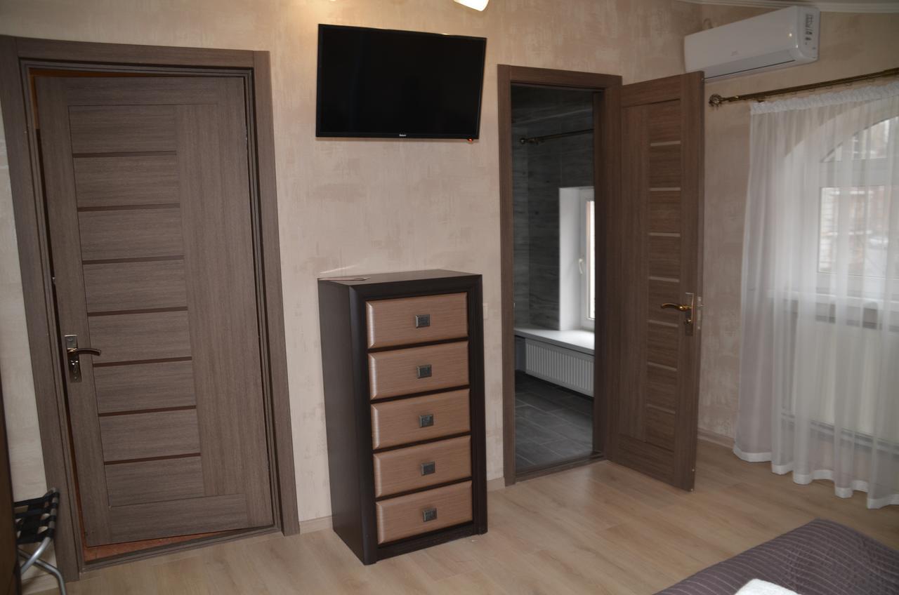 Centralnyi Hotel Poltava Dış mekan fotoğraf