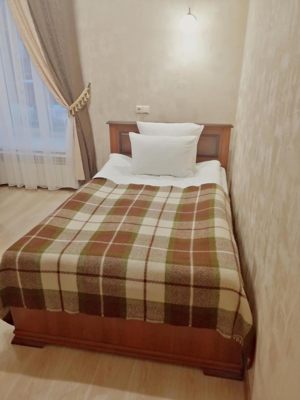 Centralnyi Hotel Poltava Dış mekan fotoğraf